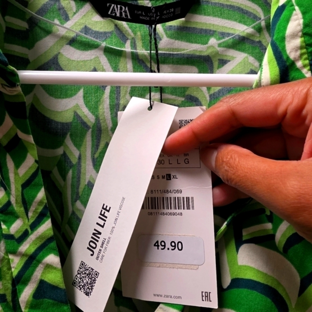 Zara Lime Green and White Abstract Dress - Picture 6 of 8